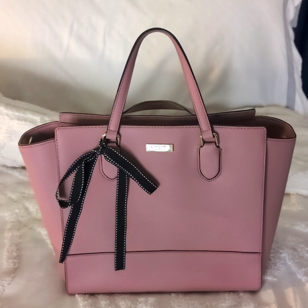 Kate Spade authentic pink shoulder bag with strap. Gently used. Color:Mauve Pink